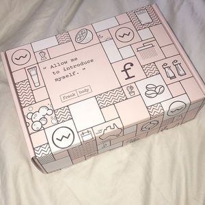 Frank Body sweet cheeks kit •skincare•